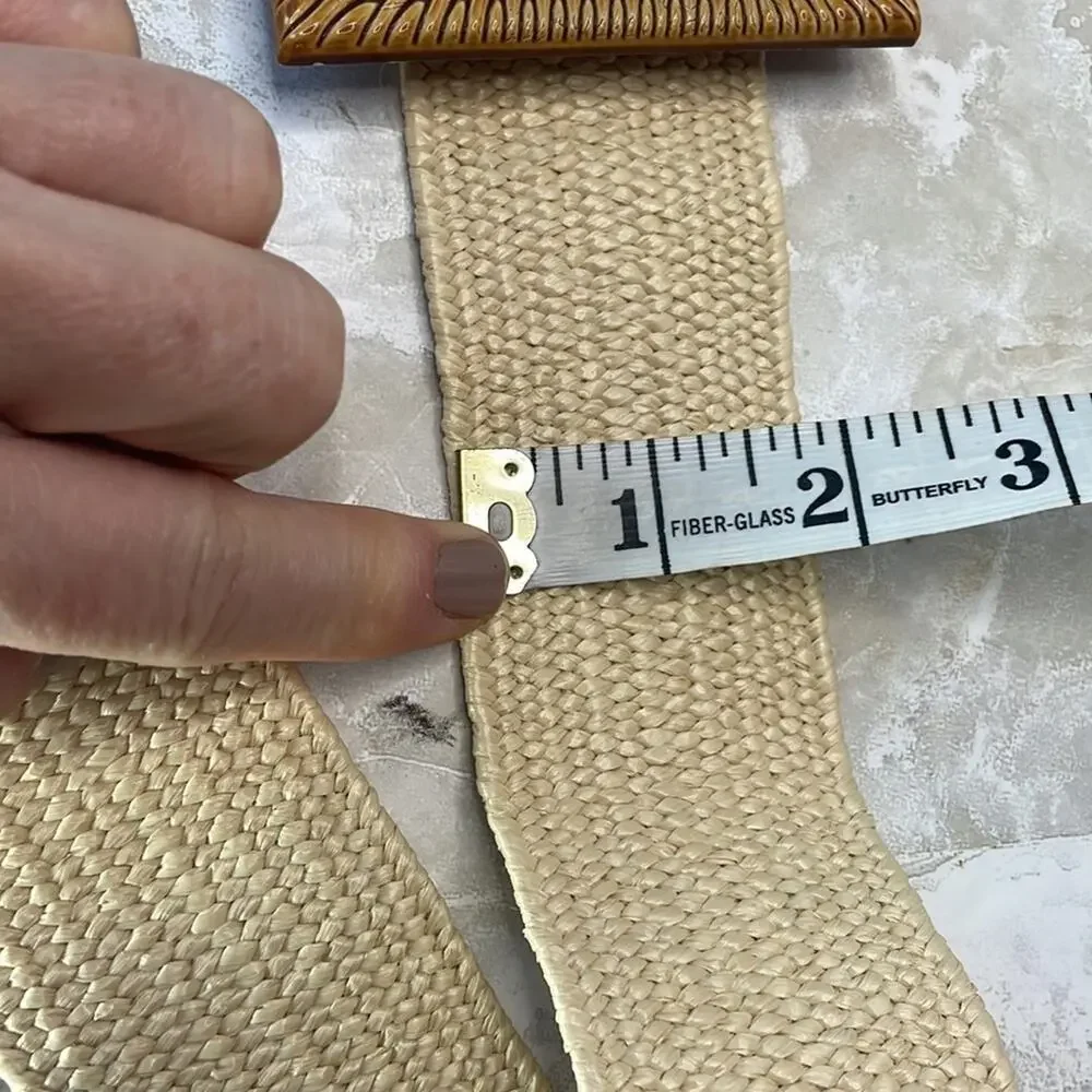 Wide retro waist belt